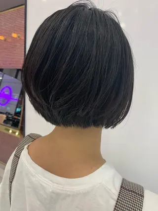 ショート ハッシュカット/ハイ トーン/MANAMIのヘアスタイル