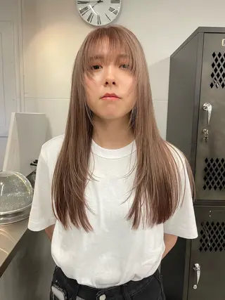 ロング オカモト ミユウのヘアスタイル