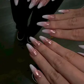 ネイル 井上春菜/長さだし パラジェルフィルインのネイルデザイン