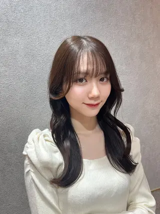 ロング Loom.by Sea【新宿】所属・暖色カラー/新宿/韓 国風レイヤー鮫島志穂のヘアスタイル