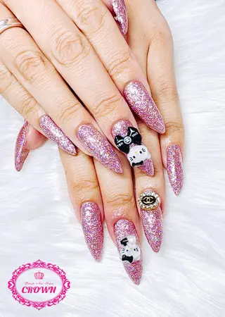 ネイル CROWN プライベートサロンのネイルデザイン