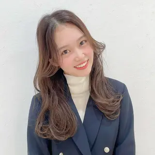 ロング 🌹ハッシュカット、 レイヤー韓国ヘア🌹のヘアスタイル