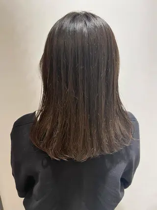 ミディアム カラー 🐺ウルフ/レイヤー 似合わせ‎🤍沙羅のヘアスタイル