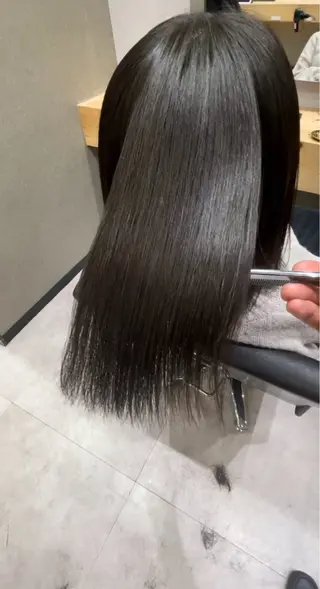 ミディアム 縮毛矯正 平賀　凌のヘアスタイル