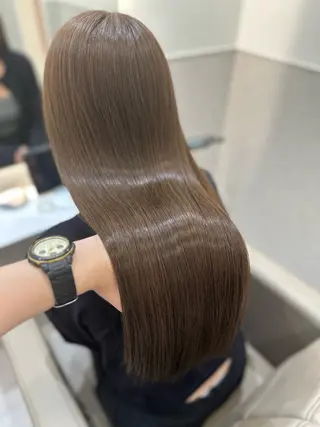 ロング カラー Kasumi Zinaのヘアスタイル