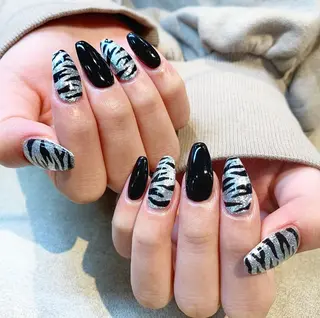 ネイル 鈴木 華乃のネイルデザイン