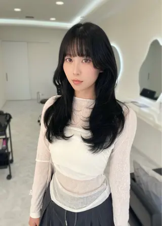 セミロング 福田 奈那のヘアスタイル