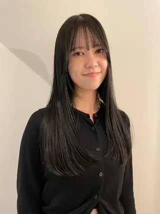 ロング カラー 渋谷 留菜のヘアスタイル