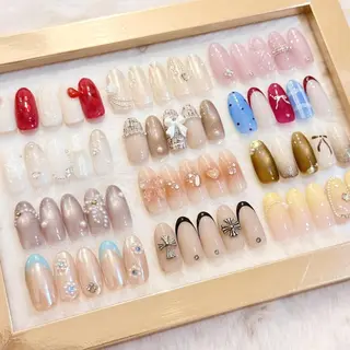 ネイル R2 予約担当のネイルデザイン