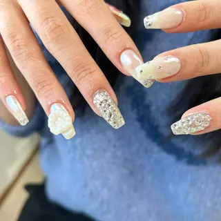ネイル Laki nailのネイルデザイン
