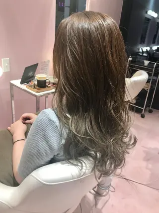 セミロング 所渉/韓国レイヤー /ウルフカットのヘアスタイル