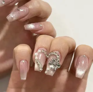 ネイル Chisa Nail Studio所属・チ サのネイルデザイン