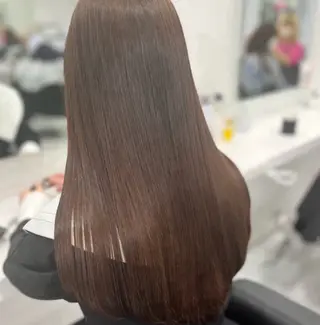 ロング カラー 🫧うる艶トレンド 🫧透明感カラーのヘアスタイル