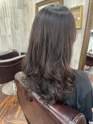 ロング パーマ 庭山 理沙のヘアスタイル