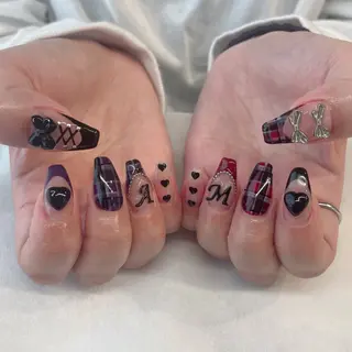 ネイル 💎🐰 saki. m 🐰💎のネイルデザイン