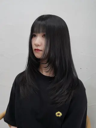 セミロング 小顔ショート🦋 八巻ちさとのヘアスタイル