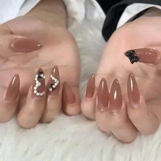 ネイル ❤️💛🩵京橋 痛ネイル⭐️3Dのネイルデザイン