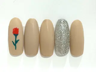 ネイル 窪田 三奈美のネイルデザイン