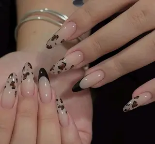 ネイル エ リのネイルデザイン