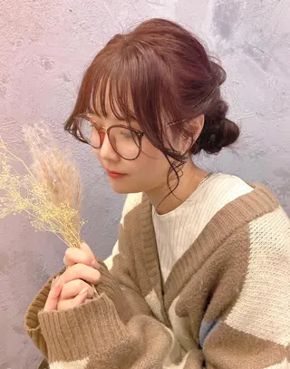ミディアム 井上 亜海のヘアスタイル