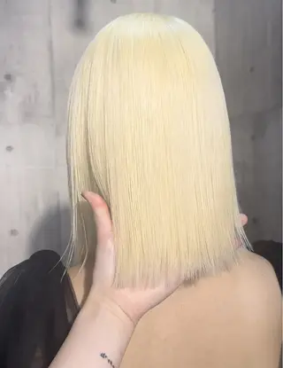 セミロング Maison髪質改善 ブリーチ/ハイライトのヘアスタイル