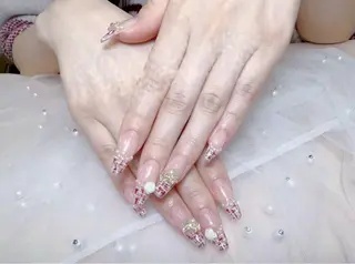 ネイル Chiara 長さだしのネイルデザイン