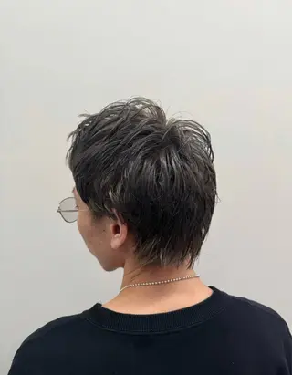 ショート ブリーチ・縮毛矯正 三島佳音のヘアスタイル