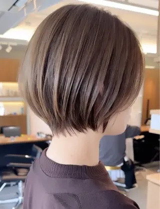 ショート RETOUCH by fifth銀座所属・似合わせカット fifth岡村優作のヘアスタイル