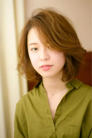 ミディアム パーマ 服部 聡洋のヘアスタイル