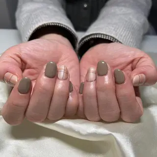 ネイル マツエク・マツパ アイブロウ Nail&eye Belire 新宿のネイルデザイン