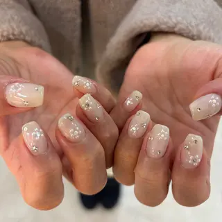 ネイル 栗田 ゆう子のネイルデザイン