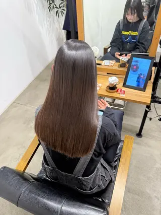 ロング ひろし/髪質改善/ 縮毛矯正/透明感✨のヘアスタイル