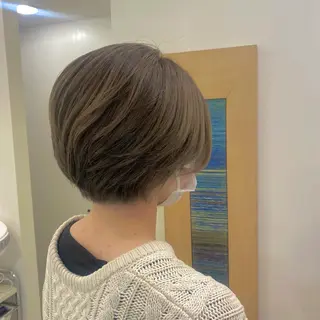 ショート 冨樫 真季のヘアスタイル