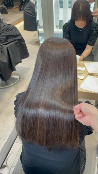 ロング ✨髪質改善✨美髪 矯正🫧小泉のヘアスタイル