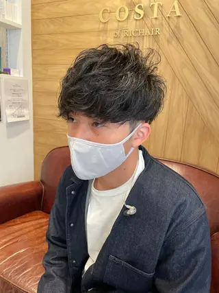 ショート メンズ 鈴村 大介のヘアスタイル