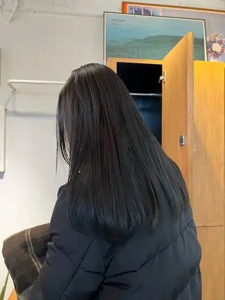 カラー aiko【艶カラー ・ミニモ年内で終了】のヘアスタイル