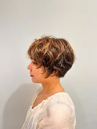 ショート パーマ 美髪水素カラー✨ 迫田ゆりのヘアスタイル