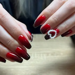 ネイル imymemine所属・渡邊 束紗のネイルデザイン