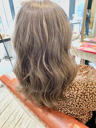 セミロング カラー DECORA sweet(川越)所属・坪田 彩花のヘアスタイル