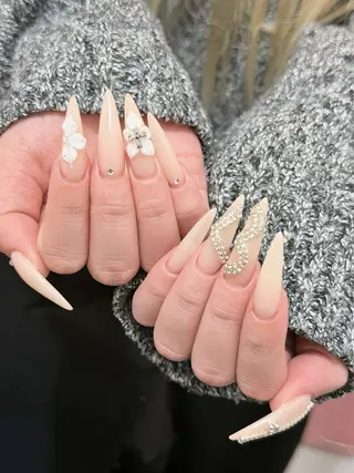 ネイル Eli Nails 新宿のネイルデザイン