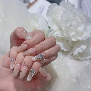 ネイル Queens 榊 まおのネイルデザイン