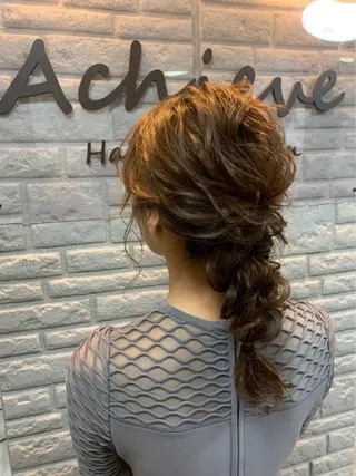 セミロング ヘアアレンジ Achieve 三ノ宮のヘアスタイル