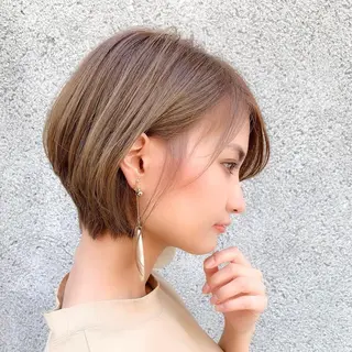 ショート カラー 💕コテ巻き風パーマ 💕KEIYA 💕のヘアスタイル