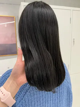 セミロング カラー 韓国ヘア☁️ mitsukiのヘアスタイル