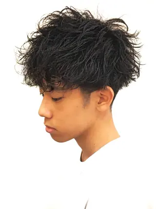 ミディアム ゼロスバーバーショップ所属・予約1000件超 ✨メンズパーマのヘアスタイル