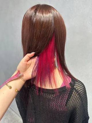 ミディアム カラー 唐澤 千尋のヘアスタイル