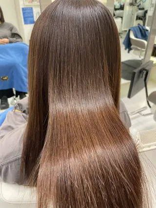 セミロング ヒヨシ ルナのヘアスタイル