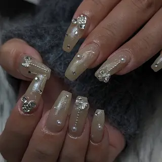 ネイル RUNWAY 　　の眉毛・アイブロウイメージ