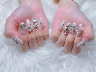 ネイル T. Leeのネイルデザイン