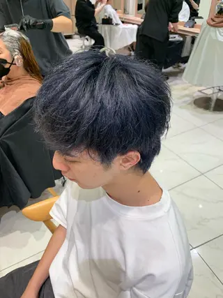 ショート カラー メンズ 🌱脱白髪染め特化 🌱岡田将英のヘアスタイル